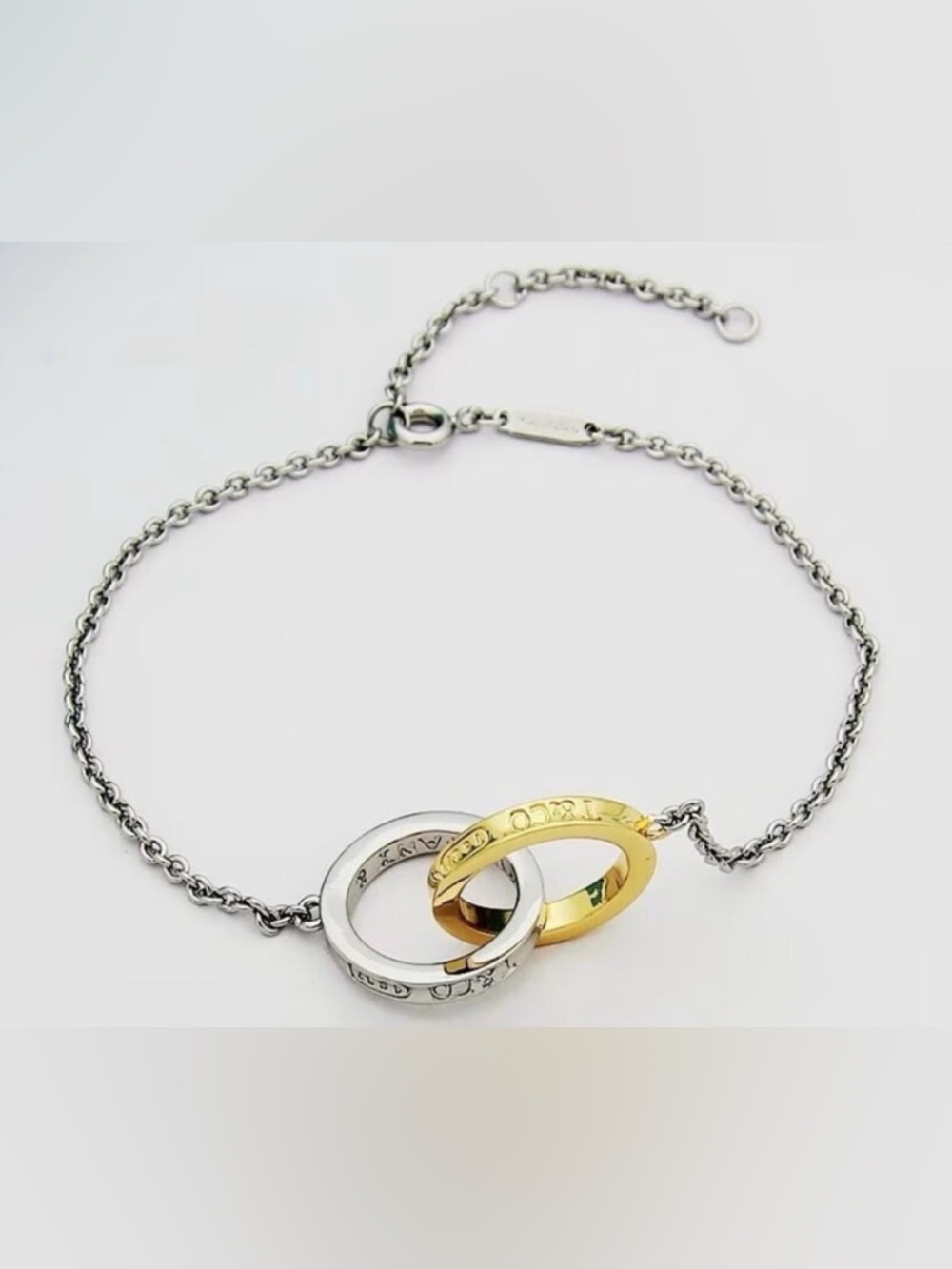 Interlocking Two-Tone double ring  Bracelet
